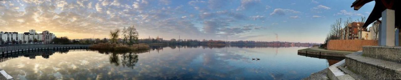 The Lake Aurora Suite - Duke Housing Кретей Экстерьер фото